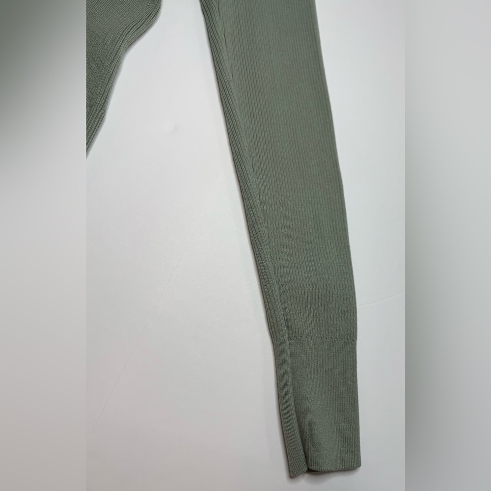 LOFT Versa Ribbed V-Neck Cardigan Frosted Sage Green Size S - Picture 8 of 13
